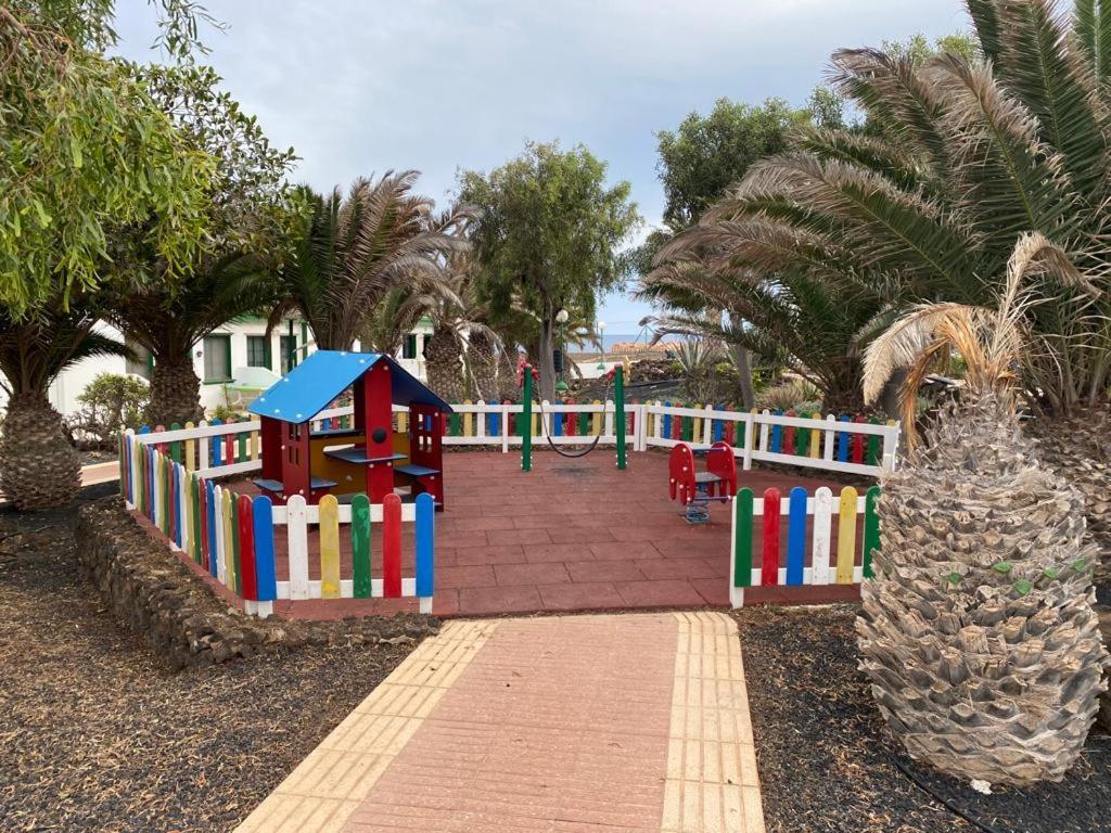 Casa Sandra Cocosol Costa De Antigua Exterior photo
